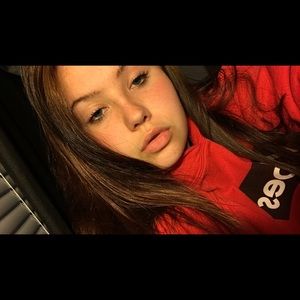 Meet your Posher, Mckenzie o’ryan